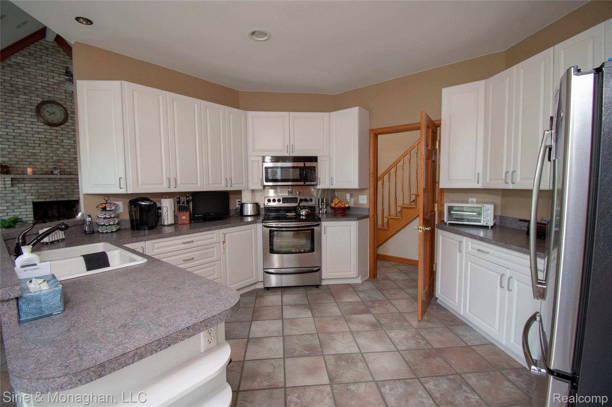 7301 Edlane Road Algonac, MI 48001 - Photo 25 of 53 DSC_4061.jpg