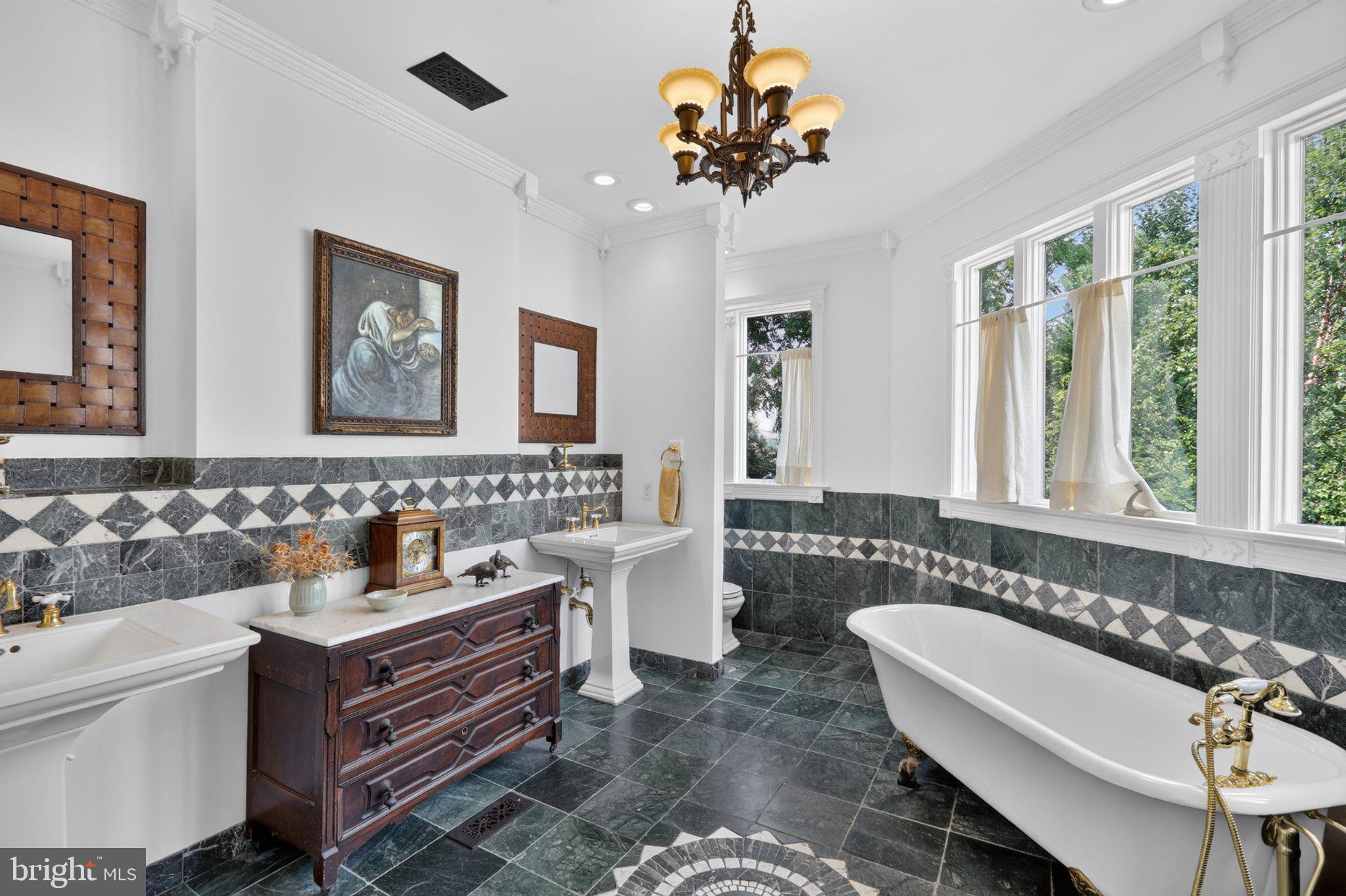 9310 Brookville Road Silver Spring, MD 20910 - Photo 3 of 10 Gallery Image 3