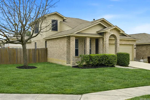 $2,300 | 6103 Briscoe Leaf, San Antonio, TX 78253