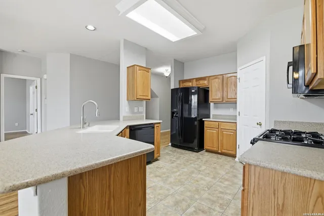 $2,300 | 6103 Briscoe Leaf, San Antonio, TX 78253