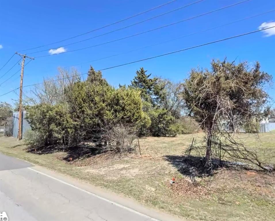 2670 Calender Road Mansfield, TX 76063 - Photo 2 of 5 a view of a backyard of the house