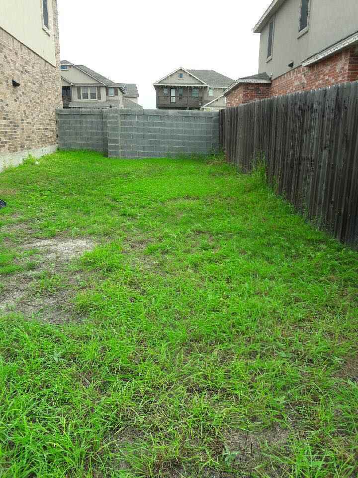 211 Sabal Loop Laredo, TX 78045 - Photo 8 of 9 Gallery Image 8