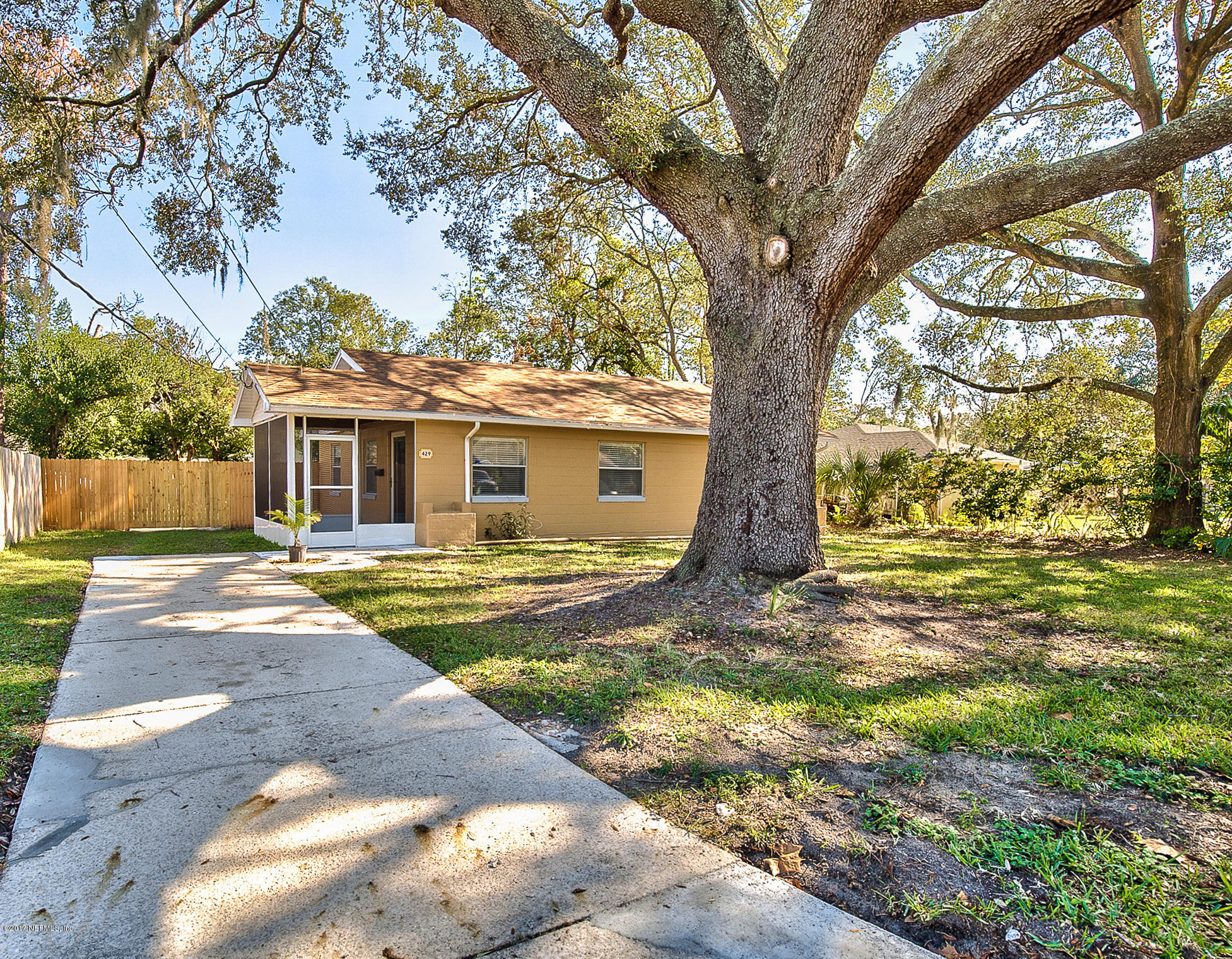 429 Sapelo Road Jacksonville, FL 32216 - Photo 4 of 48 sjrp-1