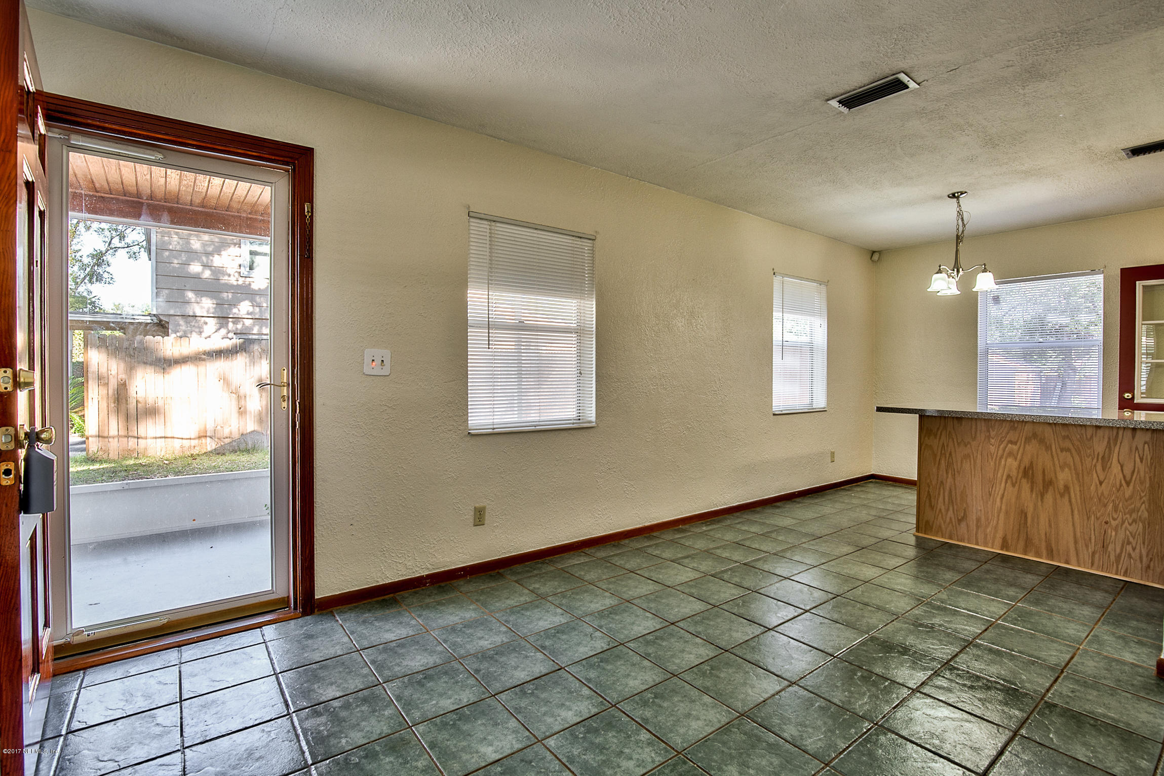 429 Sapelo Road Jacksonville, FL 32216 - Photo 10 of 48 sjrp-10