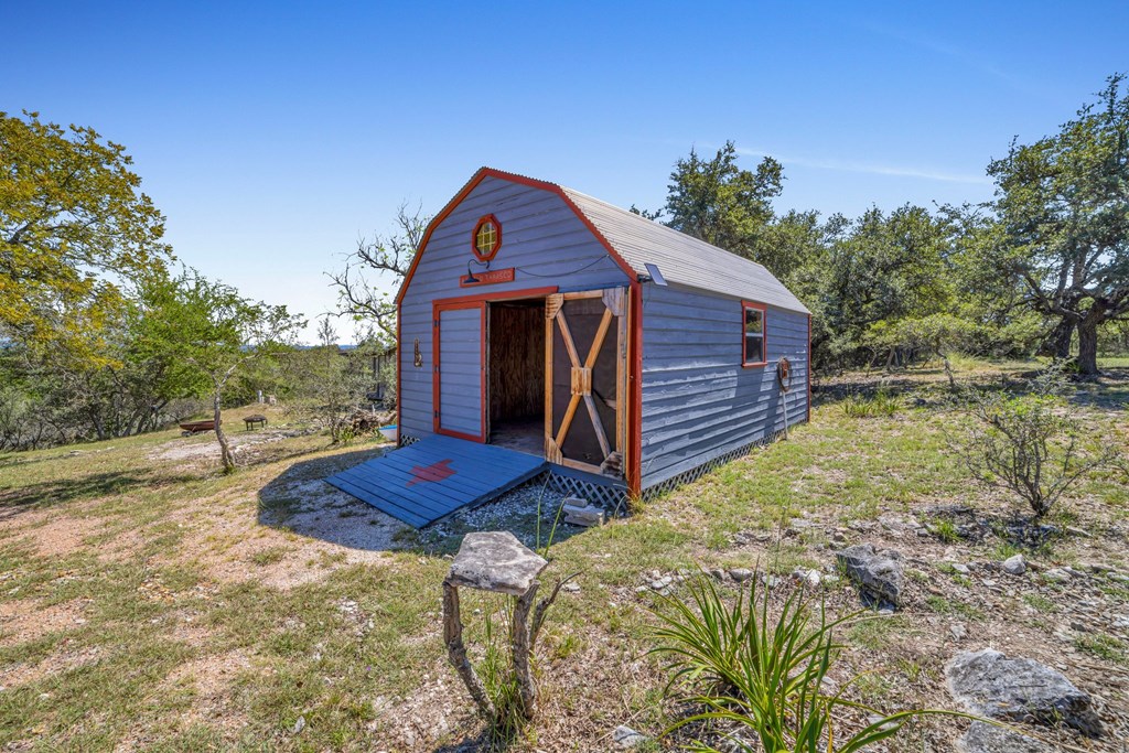 117 Ancient Coast Road Fredericksburg, TX 78624 - Photo 20 of 24
