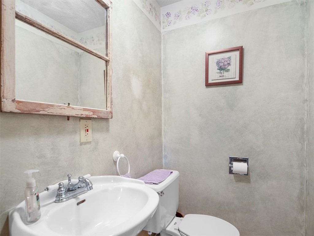 140 Budd Road Arcadia, NY 14513 - Photo 21 of 49 First floor guest Bath