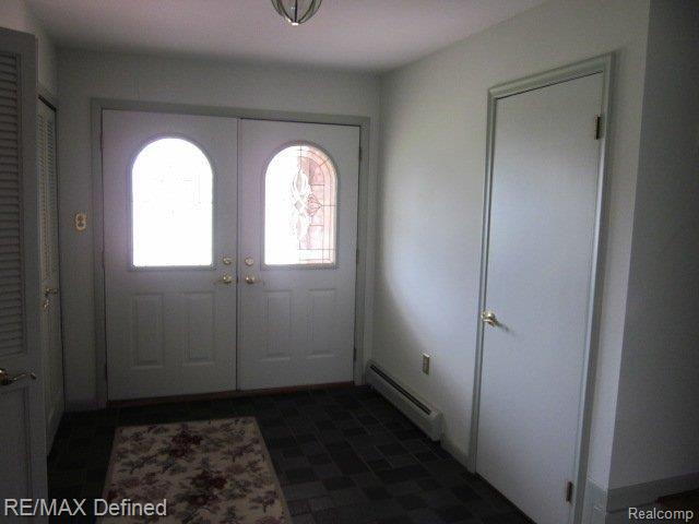 28764 Raleigh Road Farmington, MI 48336 - Photo 13 of 23 Foyer