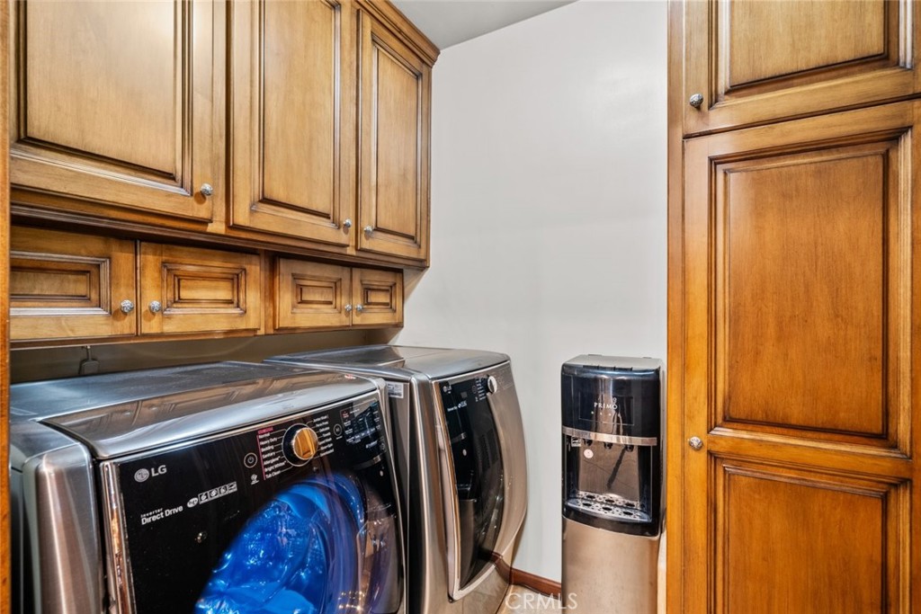 924 Crestview Drive Pasadena, CA 91107 - Photo 17 of 33 a view of a storage and utility room