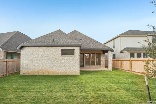 a front view of house with yard