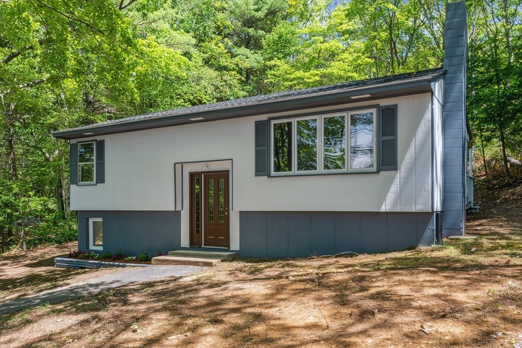 193 Otter River Road Gardner, MA 01440 - Photo 1 of 33 Gallery Image 1