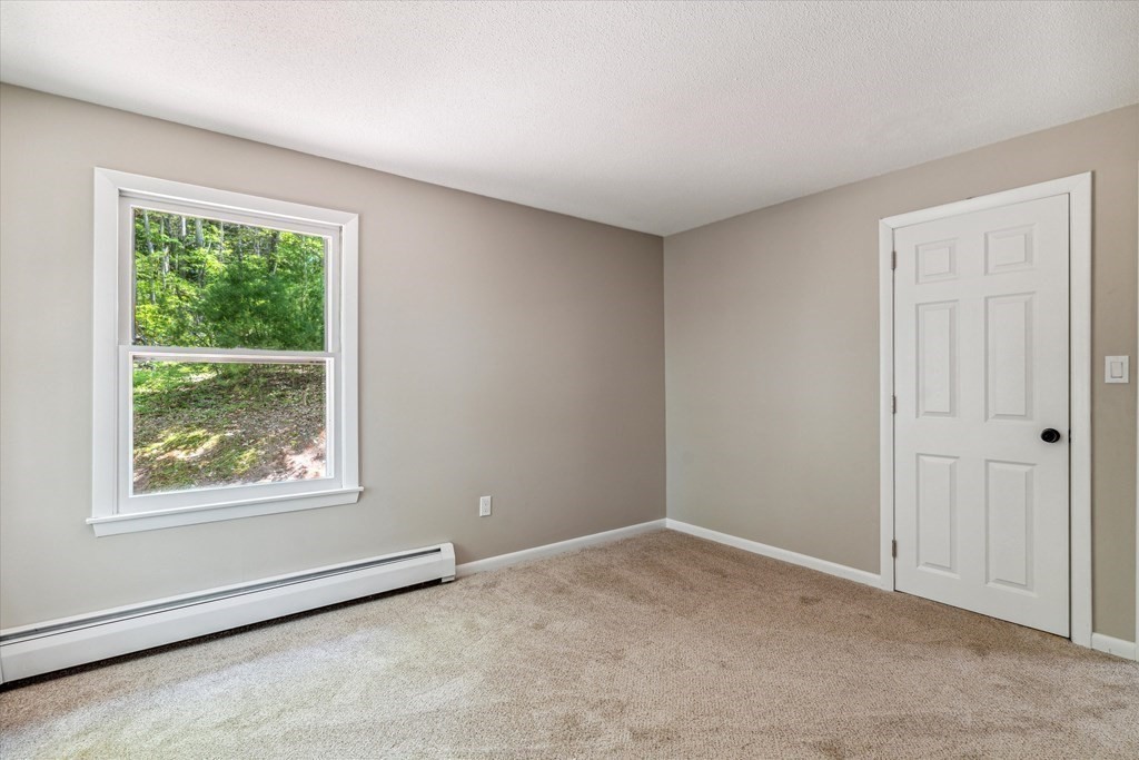 193 Otter River Road Gardner, MA 01440 - Photo 22 of 33 Gallery Image 22