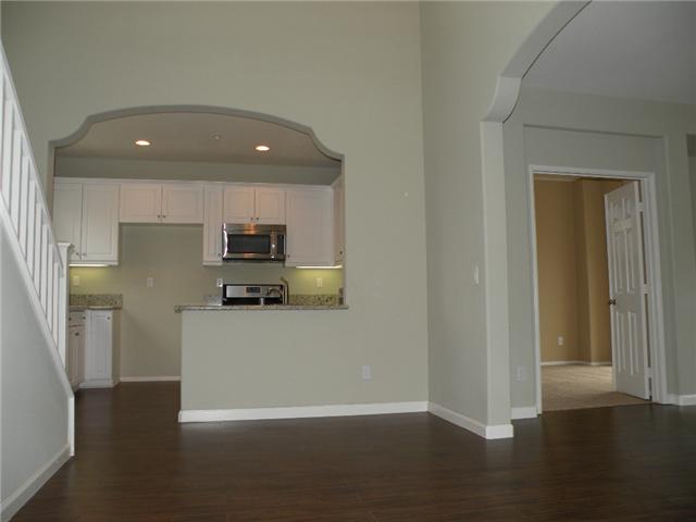 3711 Jetty Point Carlsbad, CA 92010 - Photo 3 of 25 Gallery Image 3
