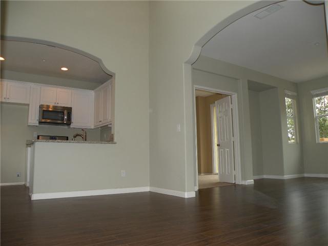 3711 Jetty Point Carlsbad, CA 92010 - Photo 4 of 25 Gallery Image 4