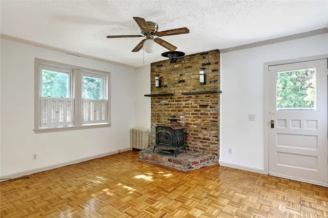 $3,000 | 25 Anoka Avenue, Barrington, RI 02806