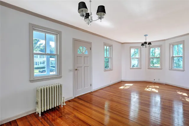 $3,000 | 25 Anoka Avenue, Barrington, RI 02806