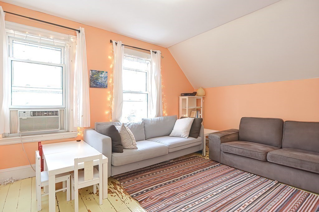 23 Charnwood Road Somerville, MA 02144 - Photo 11 of 30 Gallery Image 11