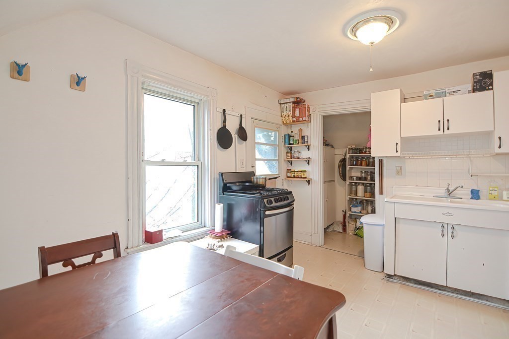 23 Charnwood Road Somerville, MA 02144 - Photo 17 of 30 Gallery Image 17