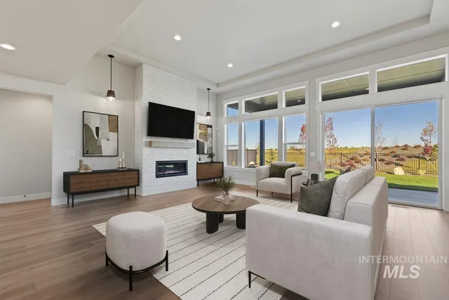 $899,900 | 7760 West Flathead Lake Street, Eagle, ID 83616