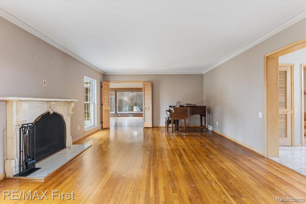 754 Shelden Road Grosse Pointe Shores, MI 48236 - Photo 13 of 44