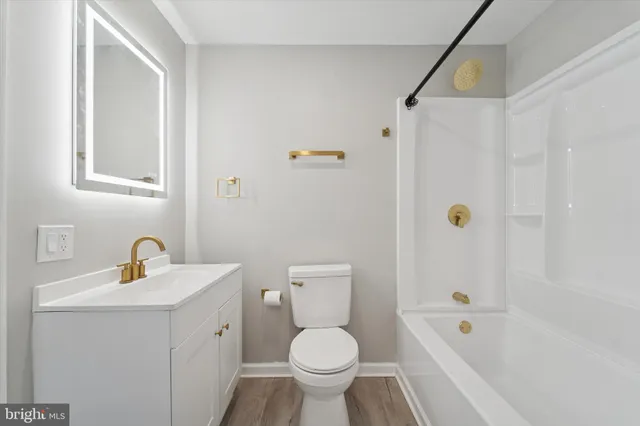 $2,600 | 760 Ashbourne Avenue, Lindenwold, NJ 08021