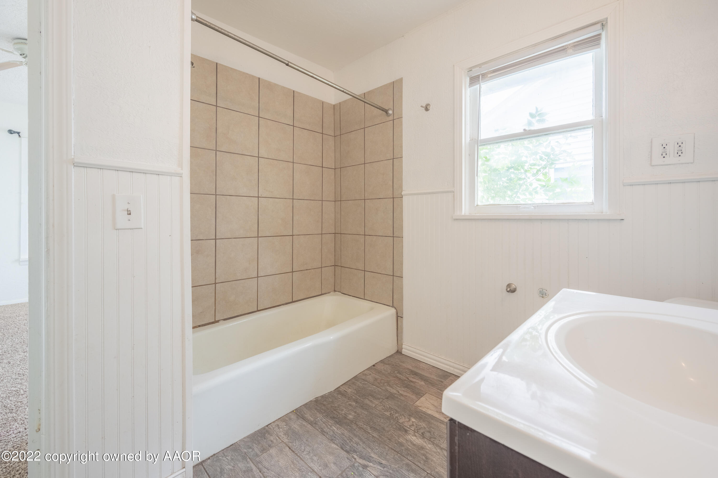 4118 South Tyler Street Amarillo, TX 79110 - Photo 12 of 20 bathroom one 2