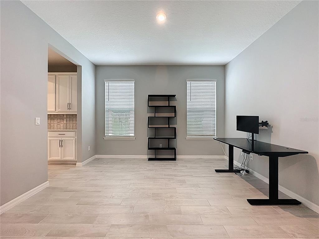 2697 Hilltop Road Clermont, FL 34711 - Photo 15 of 79