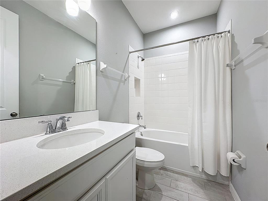 2697 Hilltop Road Clermont, FL 34711 - Photo 8 of 79