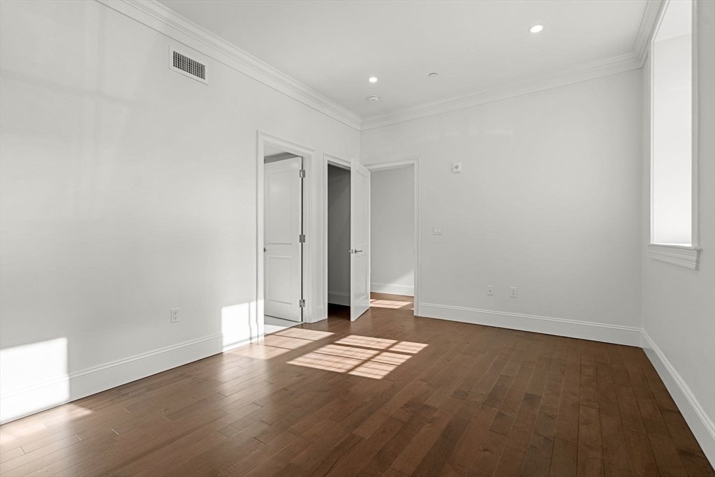 20 Mechanic Square, Unit 3 Marblehead, MA 01945 - Photo 17 of 22