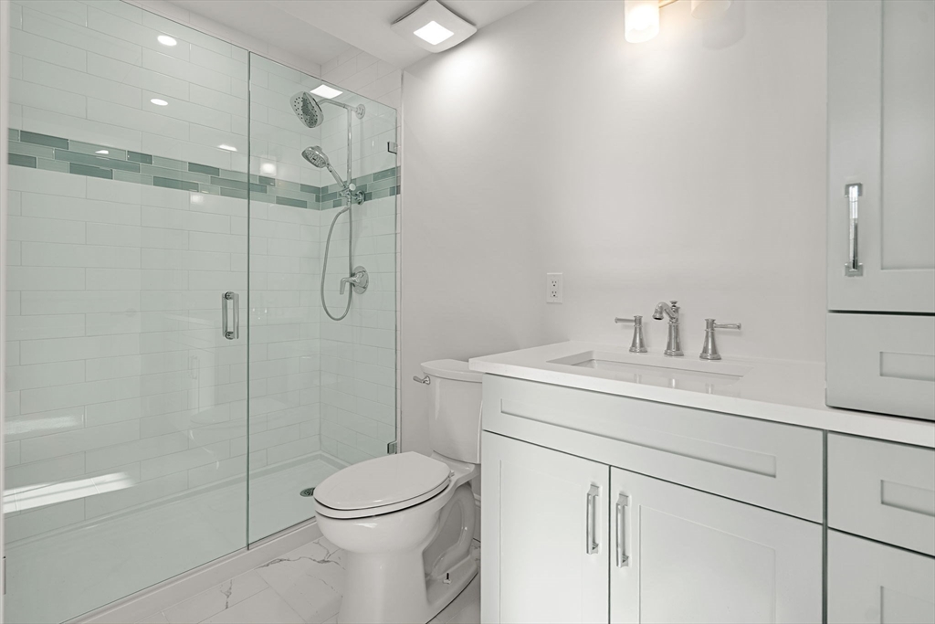 20 Mechanic Square, Unit 3 Marblehead, MA 01945 - Photo 18 of 22