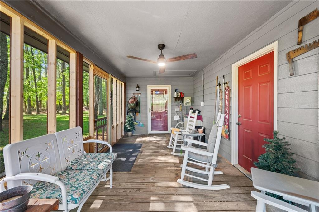 704 Johnson Road Southeast Adairsville, GA 30103 - Photo 3 of 39