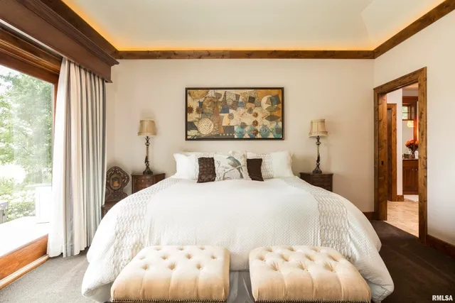 $1,395,000 | 1841 North 1400th Road, Dahinda, IL 61428