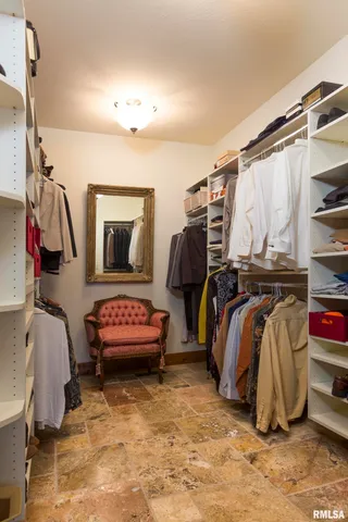 $1,395,000 | 1841 North 1400th Road, Dahinda, IL 61428