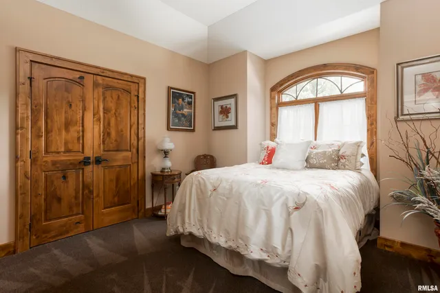 $1,395,000 | 1841 North 1400th Road, Dahinda, IL 61428