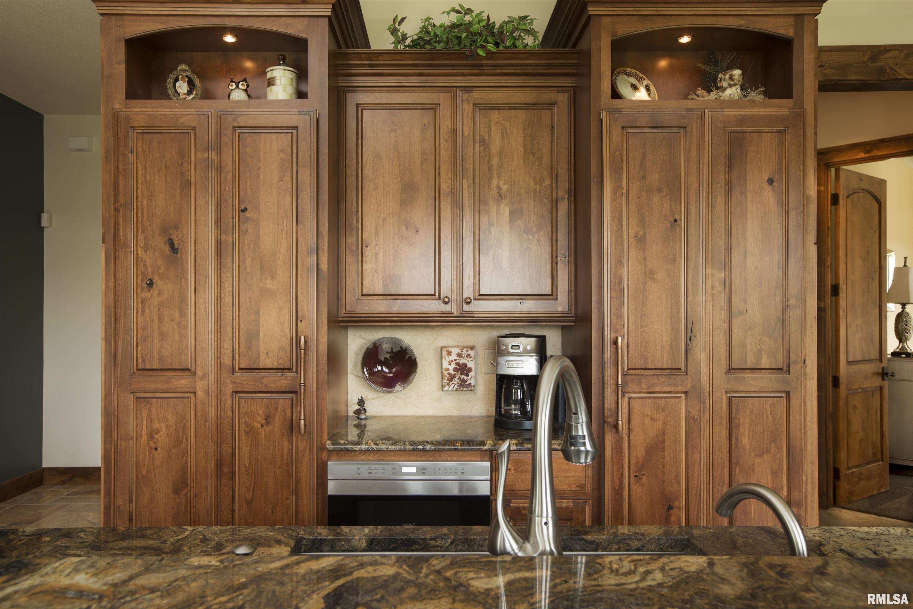 1841 North 1400th Road Dahinda, IL 61428 - Photo 8 of 69