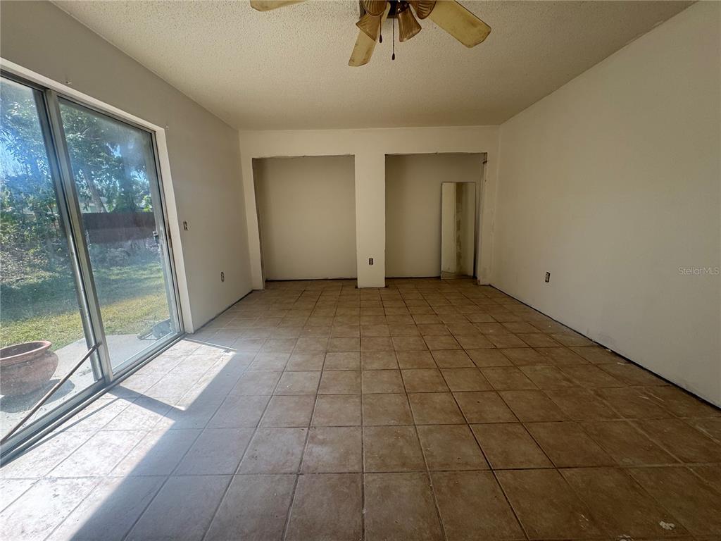 601 Dolphin Road Venice, FL 34293 - Photo 11 of 12