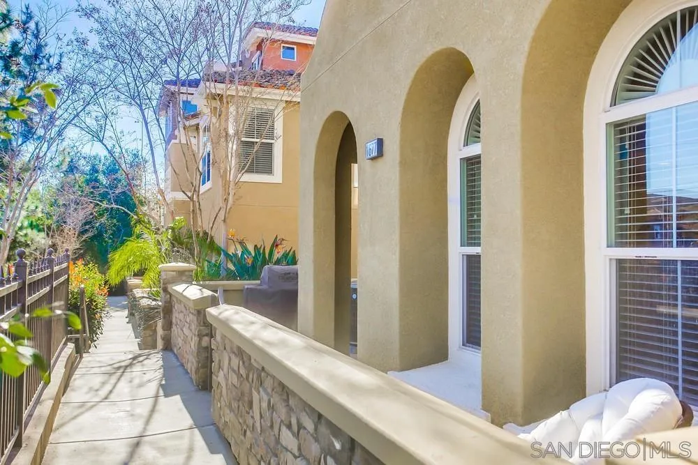 1677 Avery Road San Marcos, CA 92078 - Photo 3 of 24 Gallery Image 3