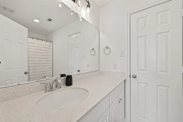 $3,200 | 2806 Tumlinson Drive, Fresno, TX 77545