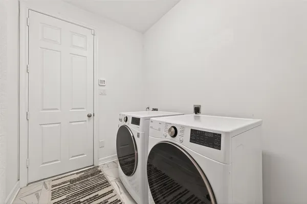 $3,200 | 2806 Tumlinson Drive, Fresno, TX 77545