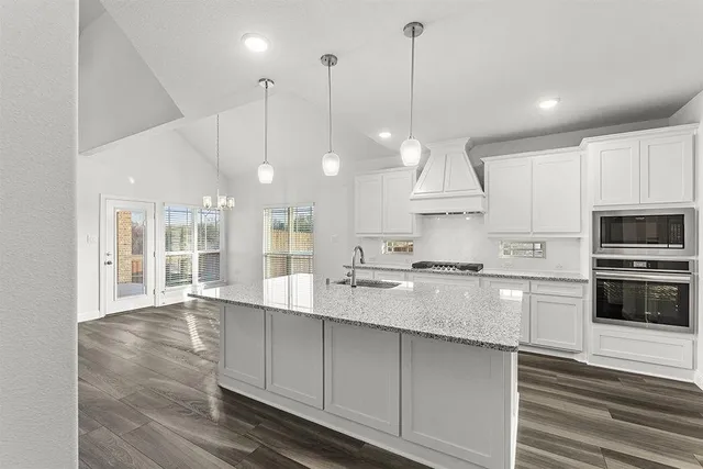 $619,950 | 2610 White Plns Drive, Midlothian, TX 76065