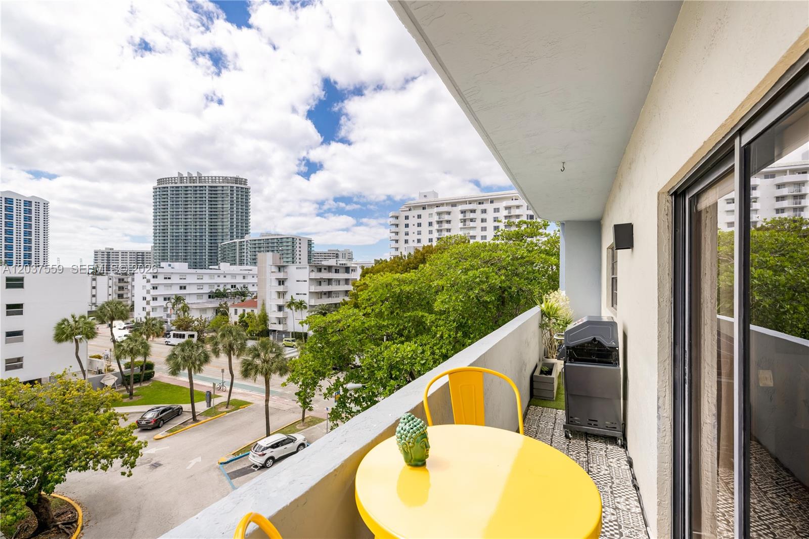 1250 Lincoln Road, Unit 510 Miami Beach, FL 33139 - Photo 10 of 23