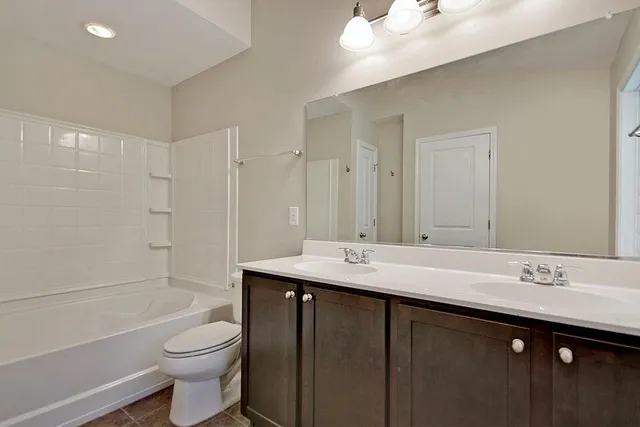 $3,500 | 2132 Promenade Court, Mount Pleasant, SC 29466