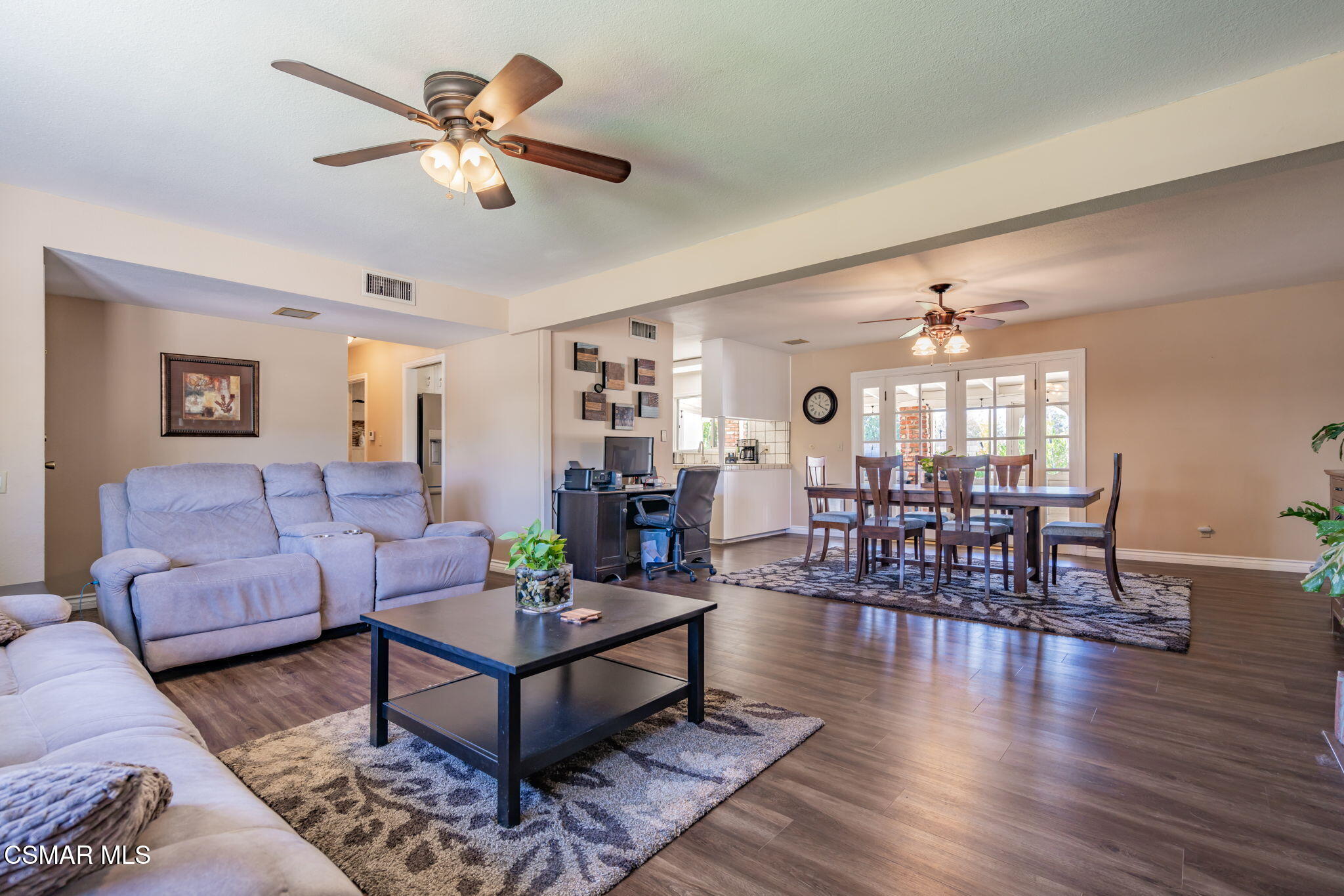 3239 Hamlin Avenue Simi Valley, CA 93063 - Photo 15 of 77 18-web-or-mls-_CK10241