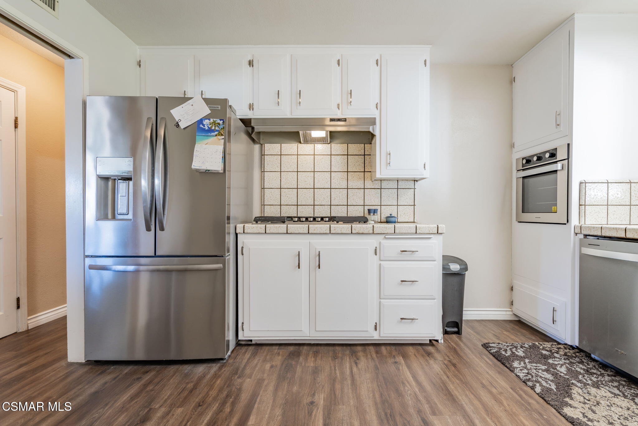 3239 Hamlin Avenue Simi Valley, CA 93063 - Photo 18 of 77 21-web-or-mls-_CK10208