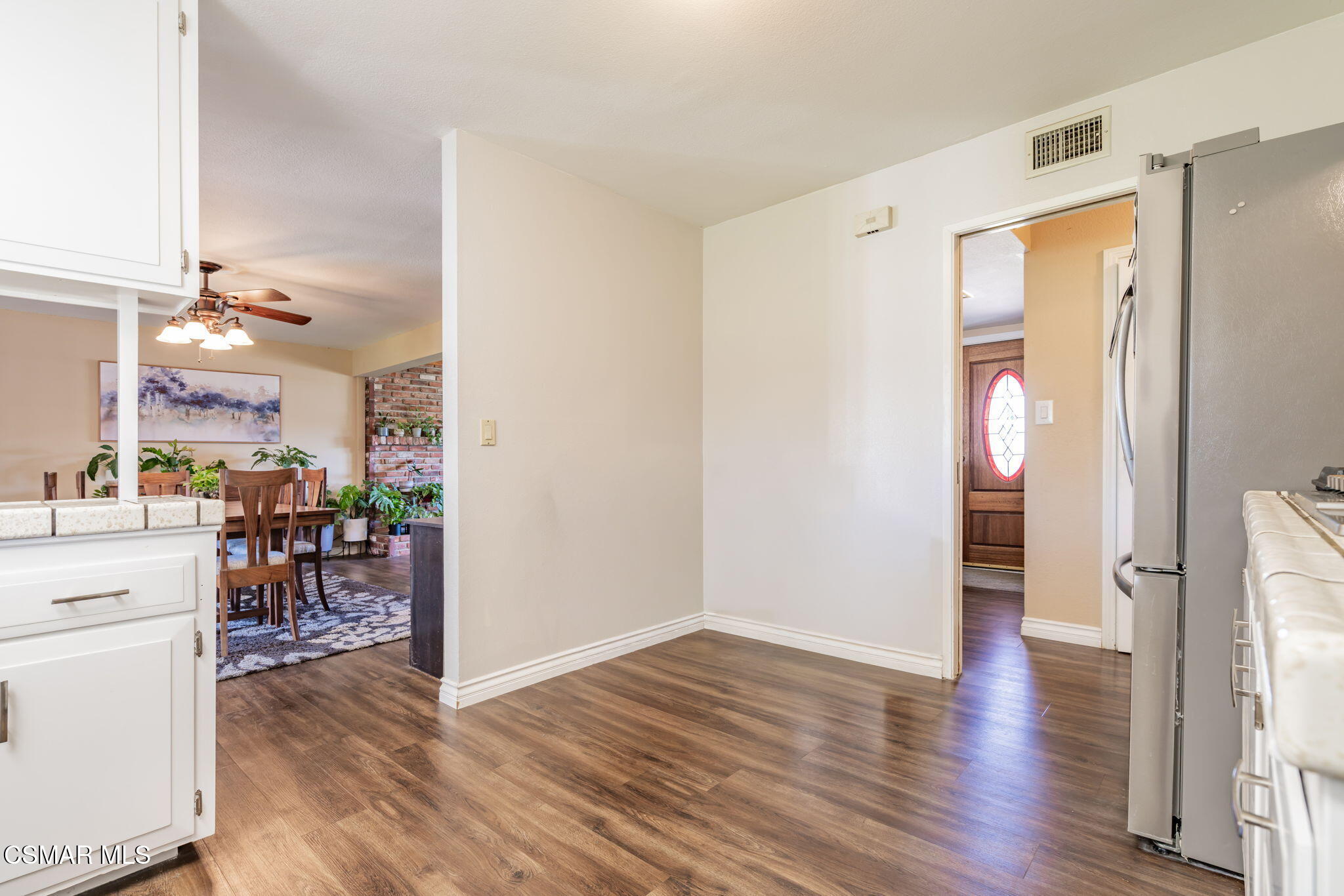 3239 Hamlin Avenue Simi Valley, CA 93063 - Photo 21 of 77 24-web-or-mls-_CK10211