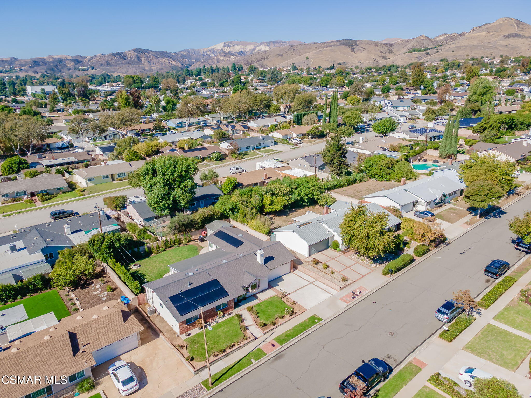 3239 Hamlin Avenue Simi Valley, CA 93063 - Photo 5 of 77 7-web-or-mls-DJI_0683