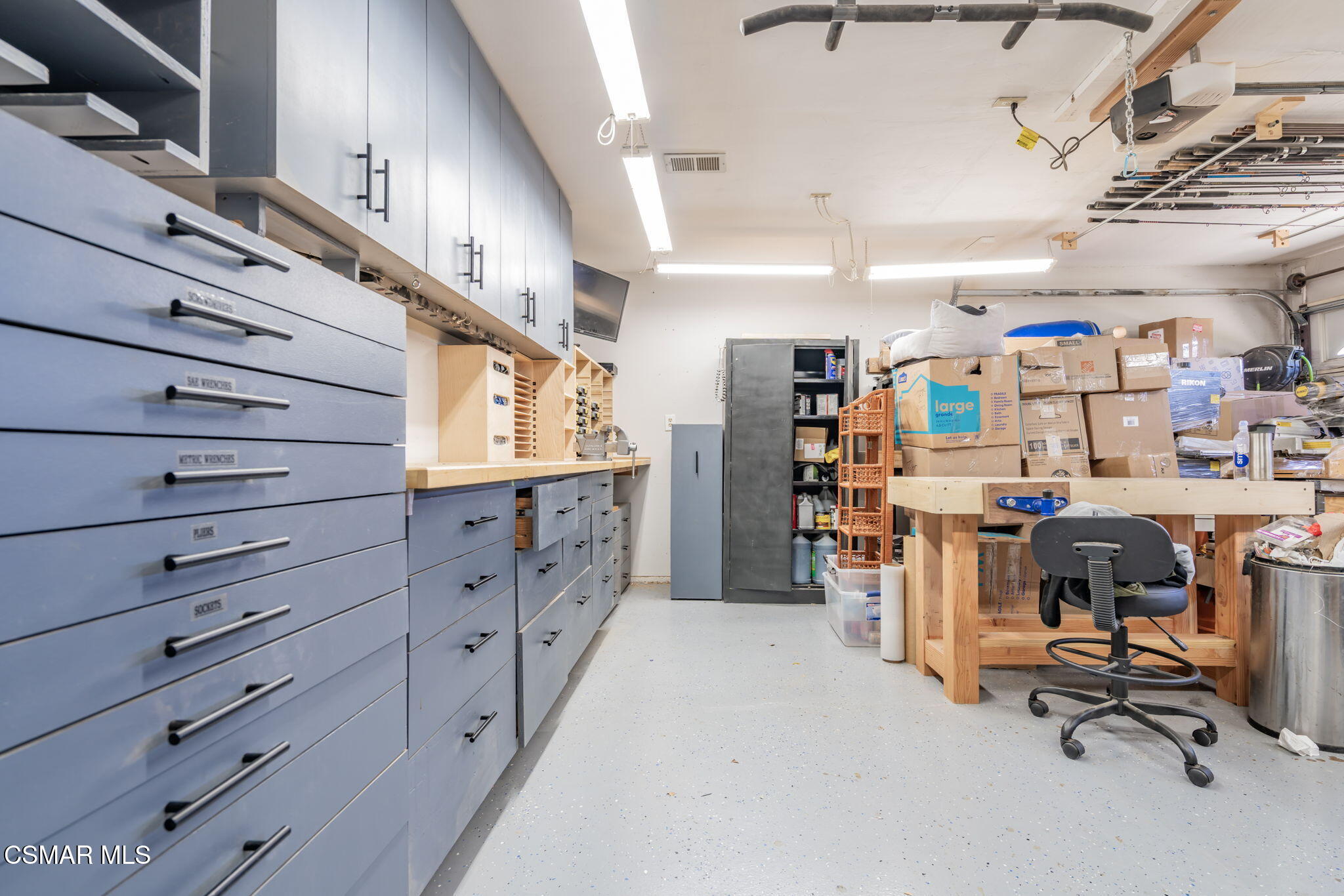 3239 Hamlin Avenue Simi Valley, CA 93063 - Photo 57 of 77 60-web-or-mls-_CK10244