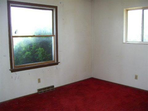 2951 West Russell Road Tecumseh, MI 49286 - Photo 8 of 10 918340-7.JPG