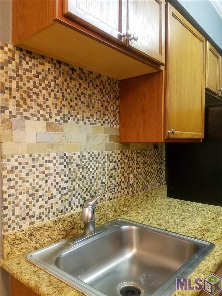 10286 West Winston Avenue, Unit 7 Baton Rouge, LA 70809 - Photo 6 of 18