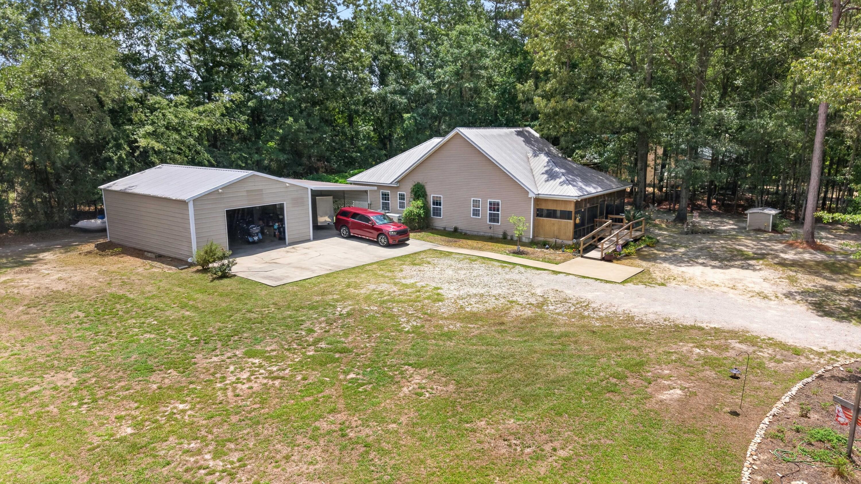 1772 Kenwood Road Manning, SC 29102 - Photo 1 of 38