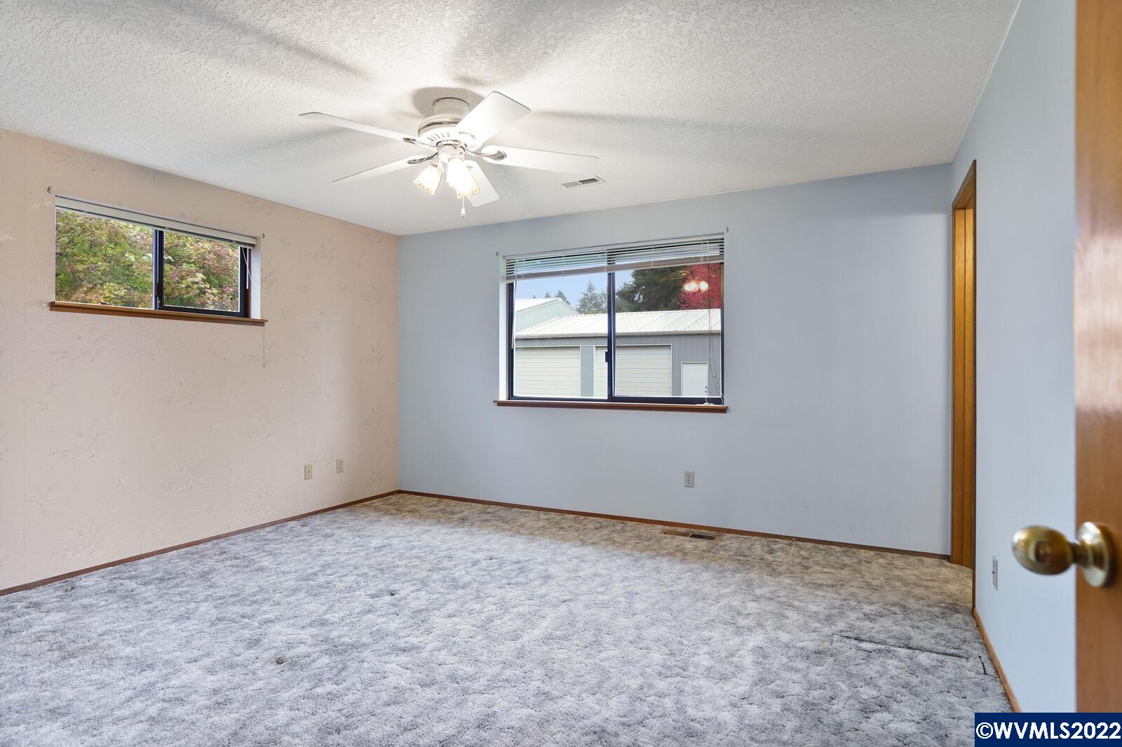864 3rd Street Lyons, OR 97358 - Photo 19 of 34 Gallery Image 19